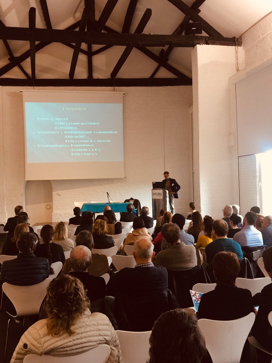 DocWissam's tweet photo. Ce jour ⁦@EpiCURA_hopital⁩ journée scientifique #pathologies #vasculaires rôle du radiologue interventionnel ⁦#MichelGUSTIN Radiologue #CHwapi. Ravi de retrouver un collègue de mon ancienne équipe ! #coils #embolisation #anevrysme https://t.co/Ix6r88FIgI