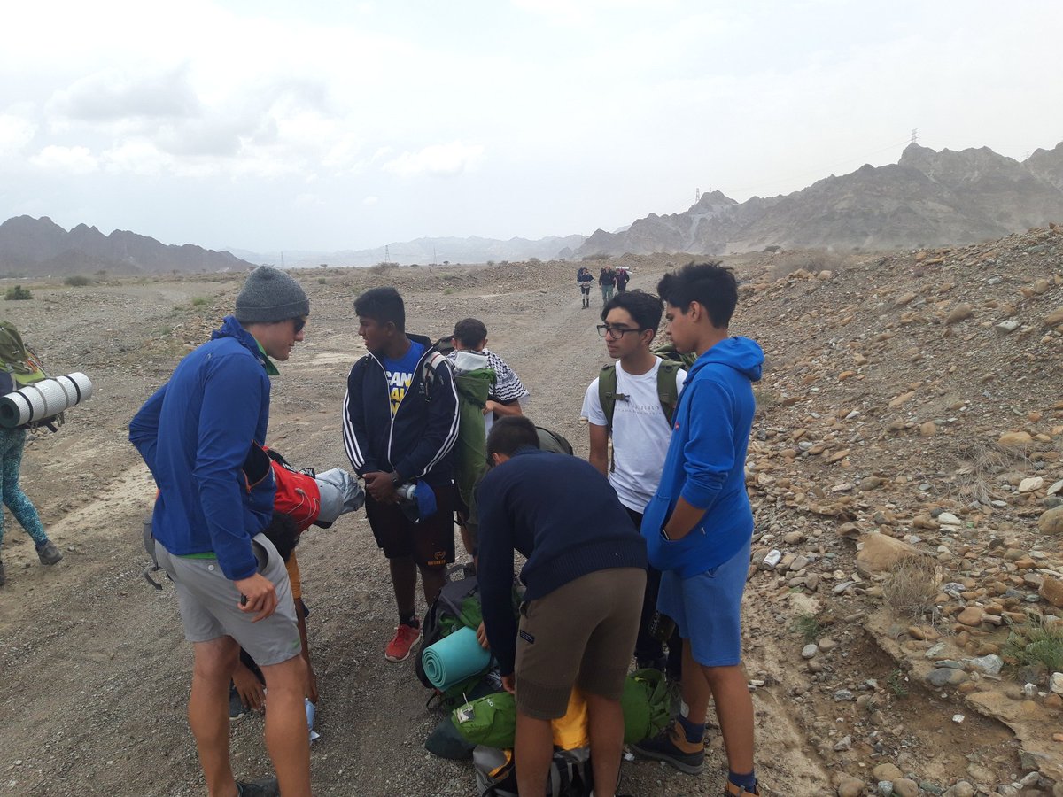 ReptonDXBTrips's tweet photo. The last teams arrive at the finish line. #Reptonpride #ReptonDXBDofE #Bronze @DofE https://t.co/xnpjdMCKBS