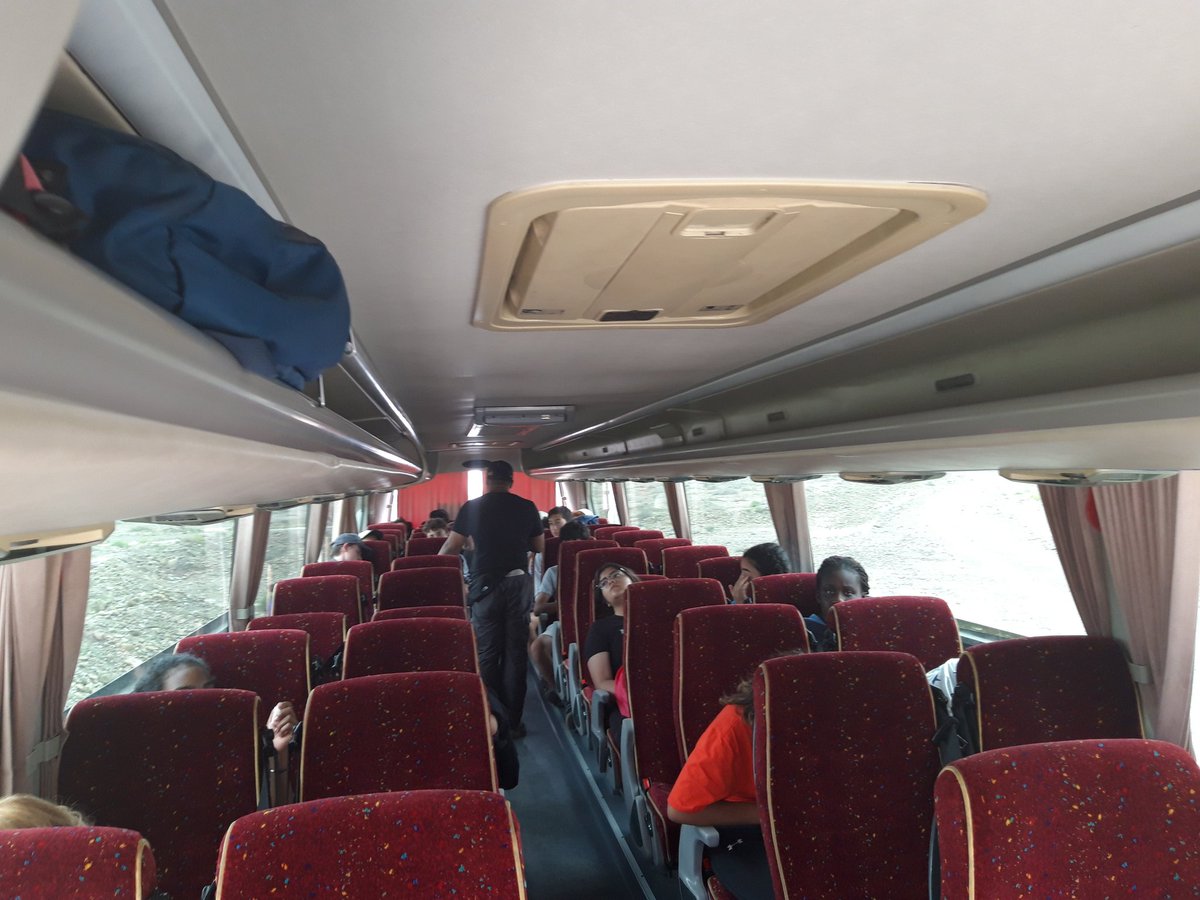ReptonDXBTrips's tweet photo. All aboard the buses for the journey back to Repton. #ReptonDXBDofE https://t.co/Oz42oeDTKE