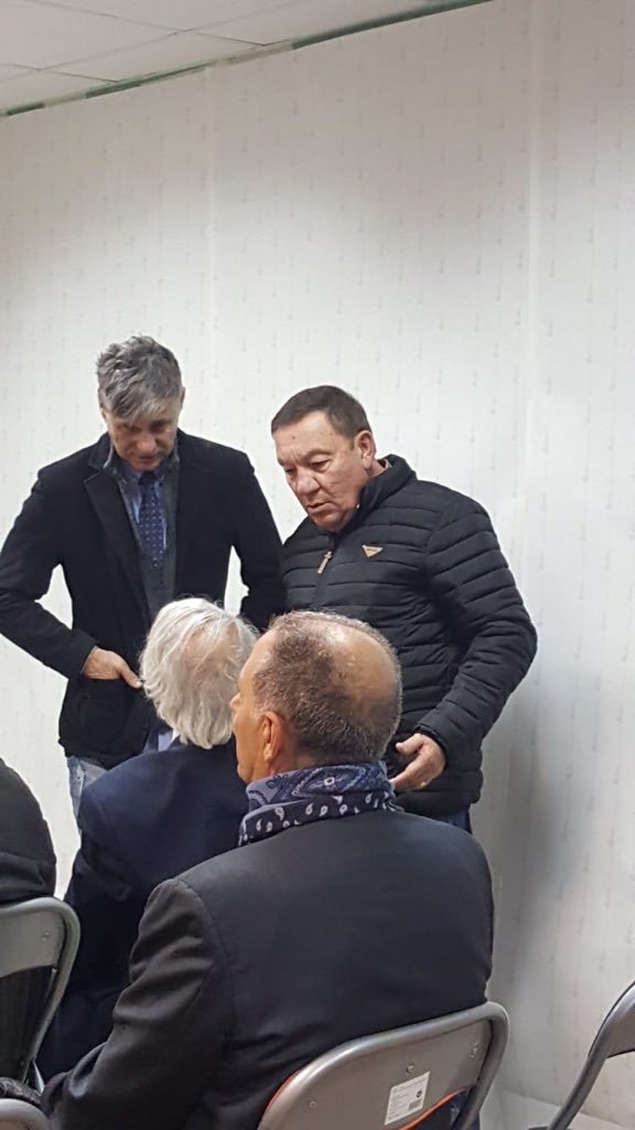 apavcfMEDIA's tweet photo. Reinauguración #sedeAPAVCF ✨ | La noche de ayer fue muy especial, ya que pudimos aportar nuestro pequeño granito de arena, en un acto lleno de sentimiento y lleno de valencianismo, a este #VCFcentenario. ¡Muchas gracias a todos los que vinísteis! https://t.co/sAr1kAxPWO