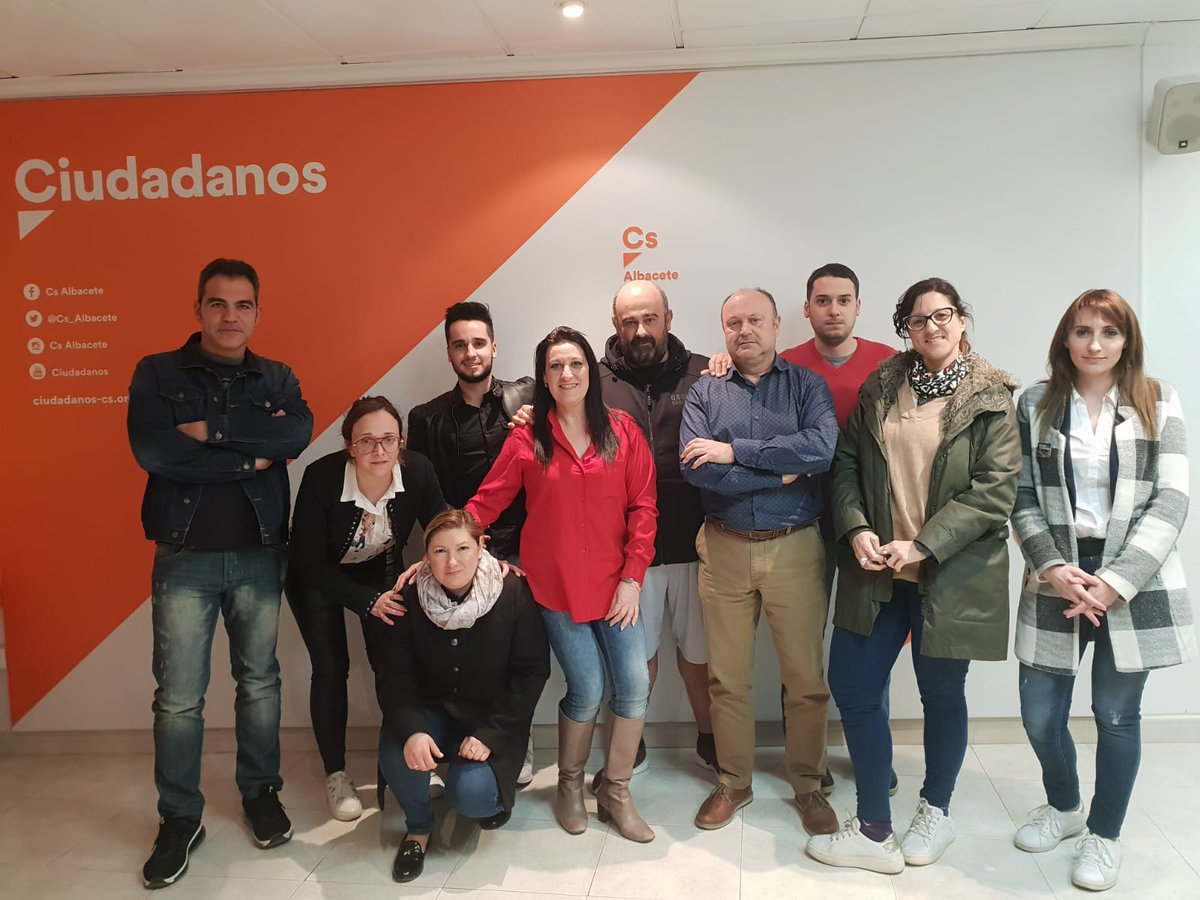Cs_Albacete's tweet photo. 🍊 Reunión de los responsables digitales de @CiudadanosCs #Albacete. Gracias a todos por su implicación. Sois nuestra fuerza. 
#Redics 👏 https://t.co/8HG9R2Xfqj