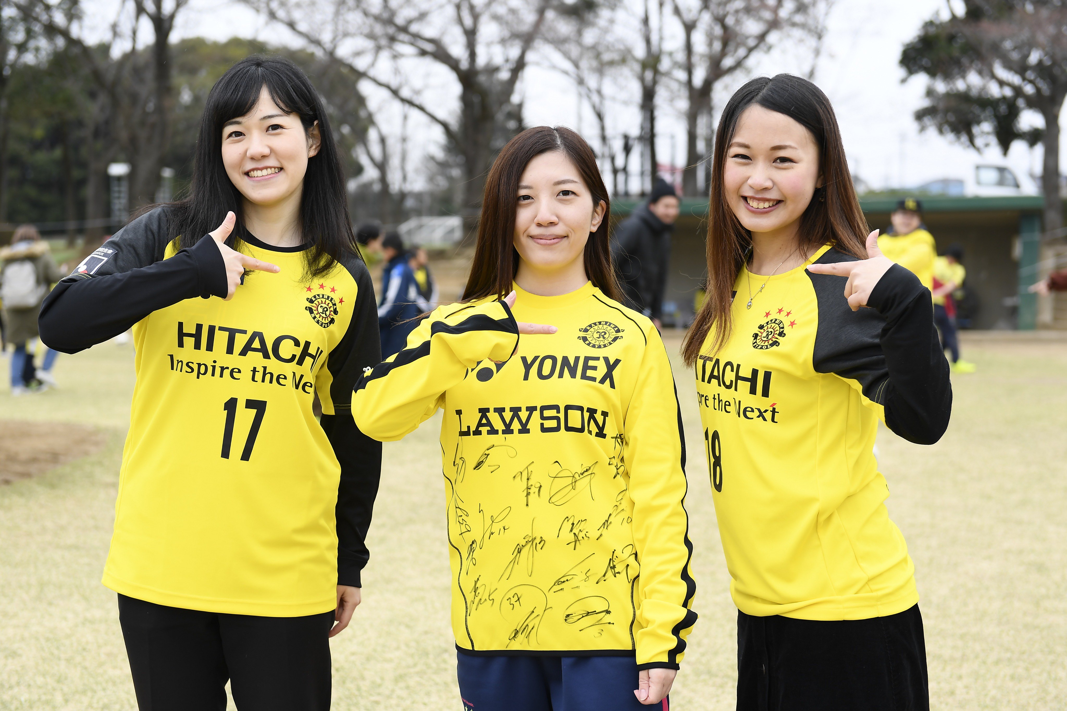 Twitter 上的 サッカーダイジェスト 柏レイソルサポーターphoto 柏熱地帯 柏レイソルを支えるサポーター特集 T Co Q6uhbyoylk 柏レイソル 柏熱地帯 Jleague T Co Lpdhccwcfz Twitter