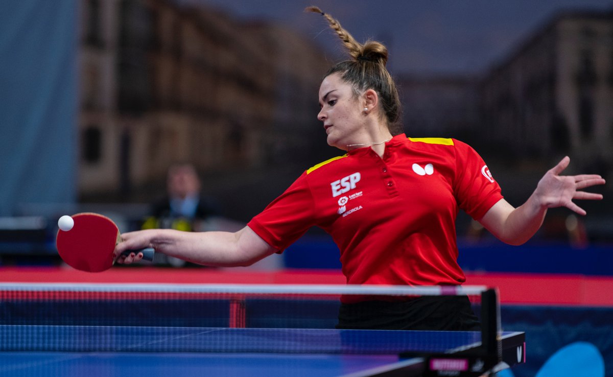 rfetm_tenismesa's tweet photo. 🔝 ¡@AGarciaPodium avanza a semifinales! La 🇪🇸 se medirá a la húngara Leonie Hartbrich por un puesto en la final U21.
@AGarciaPodium 3-1 Lisa Lung
@SXZhangPodium 2-3 Sun Jiayi
#ITTFChallenge #SpanishOpen19 https://t.co/FM9vwuWvDC