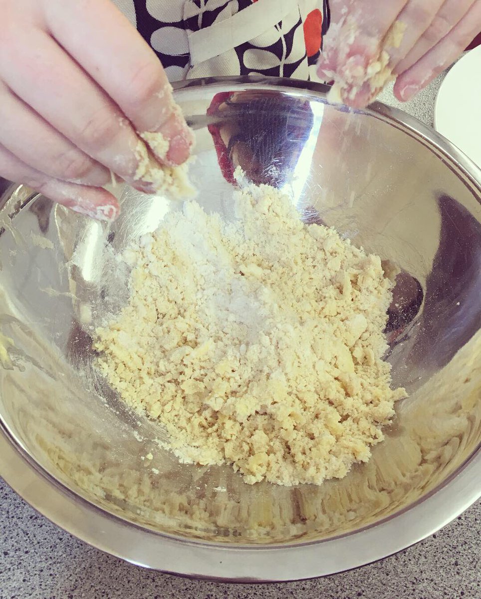 TheHomeEcHub's tweet photo. A snippet of the skills demonstrated by Bliain 3 ahead of their practical exam next week 🙌😊📸 #sieving #melting #chopping #sauteing #grating #creaming #dicing #mixing #spooning #beating #rubbingin #icing #pastrymaking #rolling #dicing #weighing #portioncontrol @GCLuimnigh https://t.co/dFJ4uJrRF3