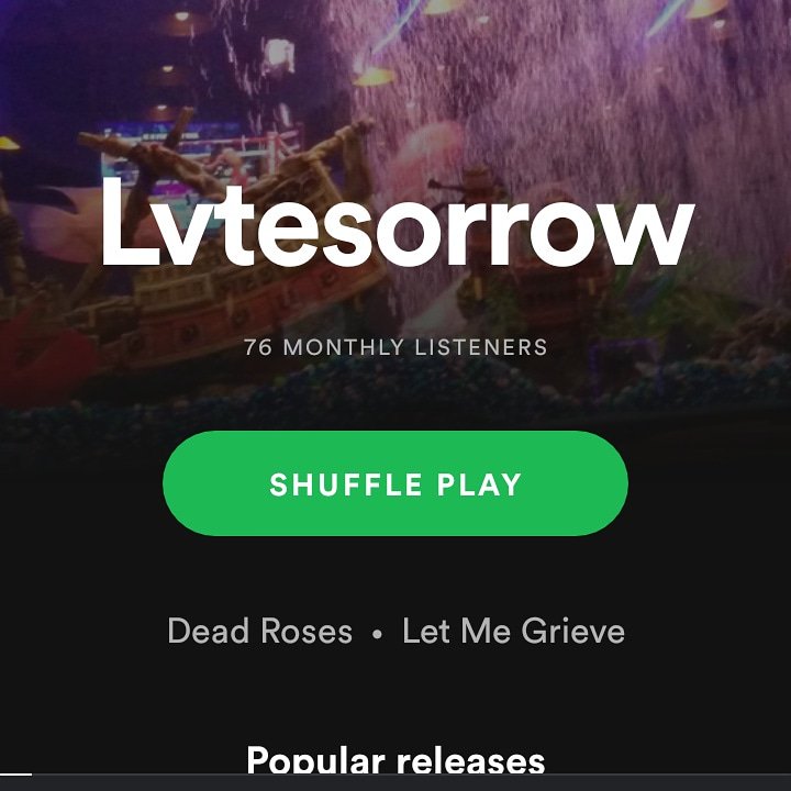 LateSorrow's tweet photo. Just 55 a couple days ago, i heart yall🖤
Check bio 💀💔 #lvtesorrow #emorap #nuemo #screamo #alt #rockrap #emo #goth #lilpeep #liltracy #newmusic #2k19 #xxxtentacion #trippieredd #ghostemane #scarlxrd #Juicewrld #smrtdeath #pouya #killstation #suicideboys #spotify #convolk https://t.co/ZN6VrlUZri