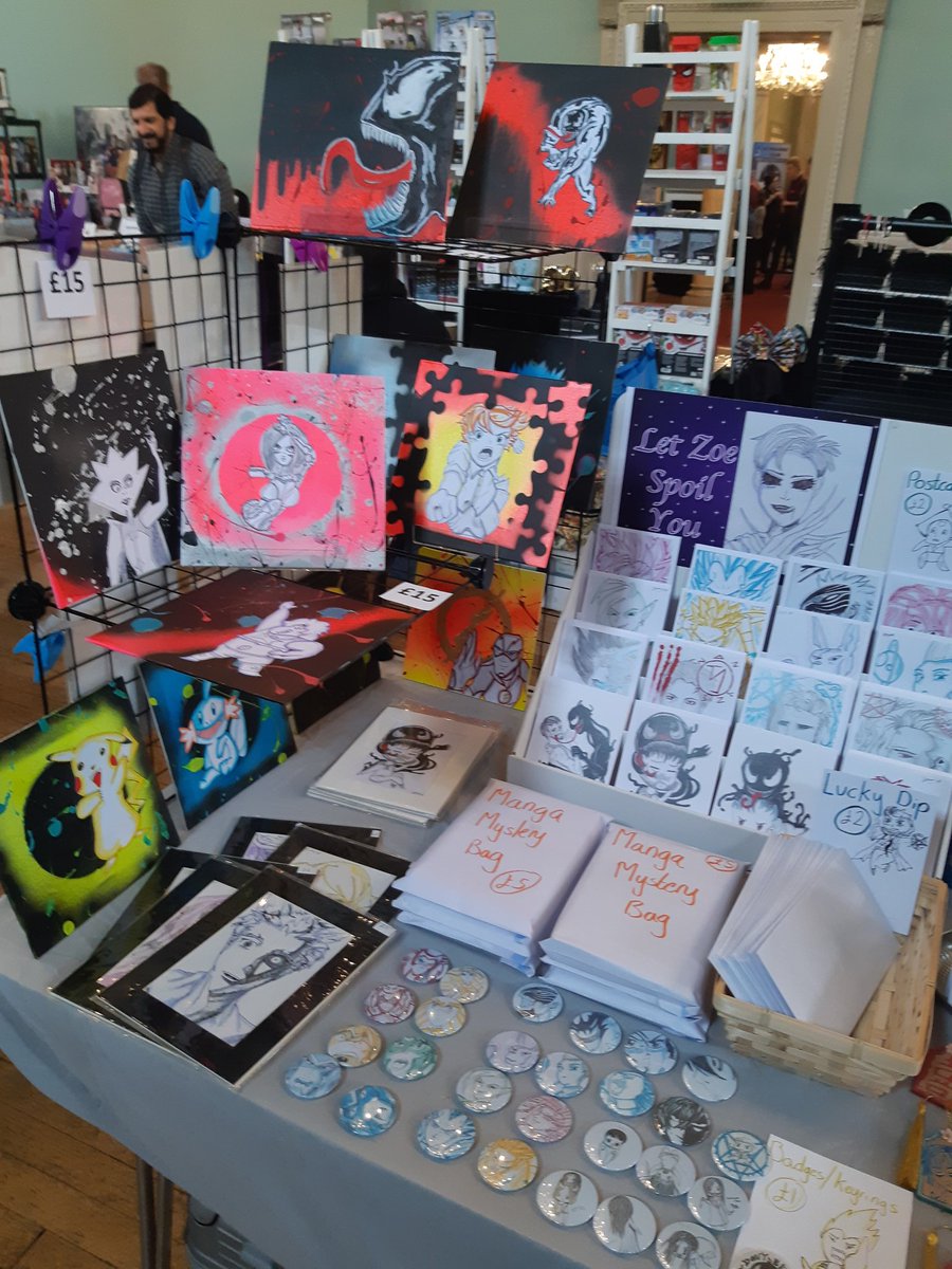 zoe_let's tweet photo. The stall for today and my excited to sell face!!!
#ArtistOnTwitter #manga #anime #bathcomiccon #geek #Artist #mixedmedia #comic #comiccon https://t.co/aCOKQuXCg1