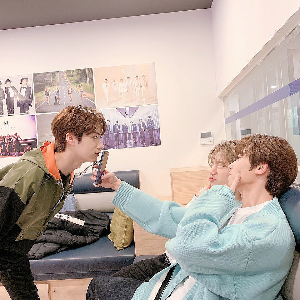 official_ONEUS tweet picture