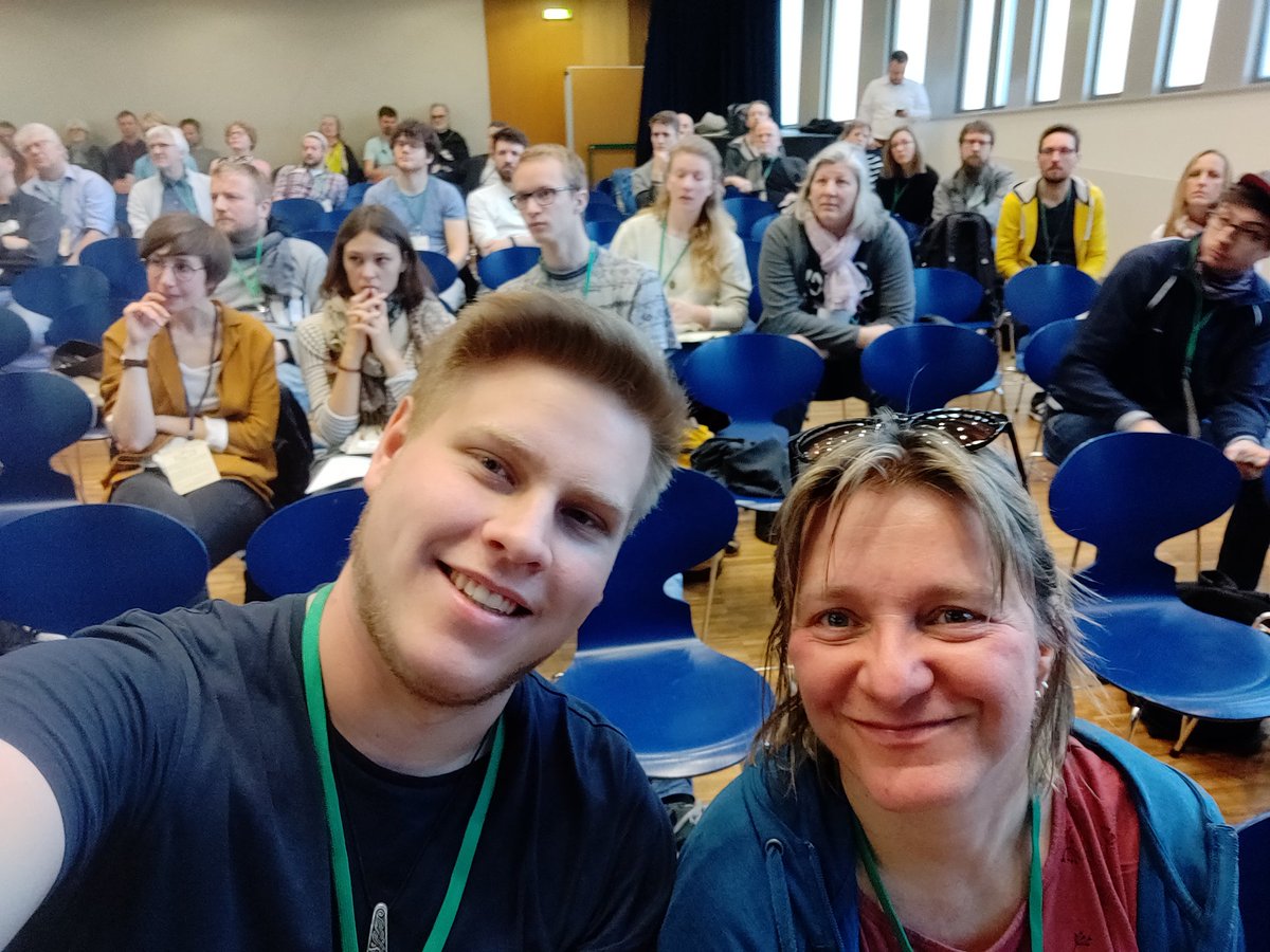 Digitale Grundbildung, Frag Moritz und das Haus der digitalen Kultur diskutieren besprechen wir heute beim #barcampfr19 <a href="/IreneSchumacher/">Irene Schumacher</a> <a href="/irene_baer/">🝳 Duchess, Hanaya Clarita.</a>