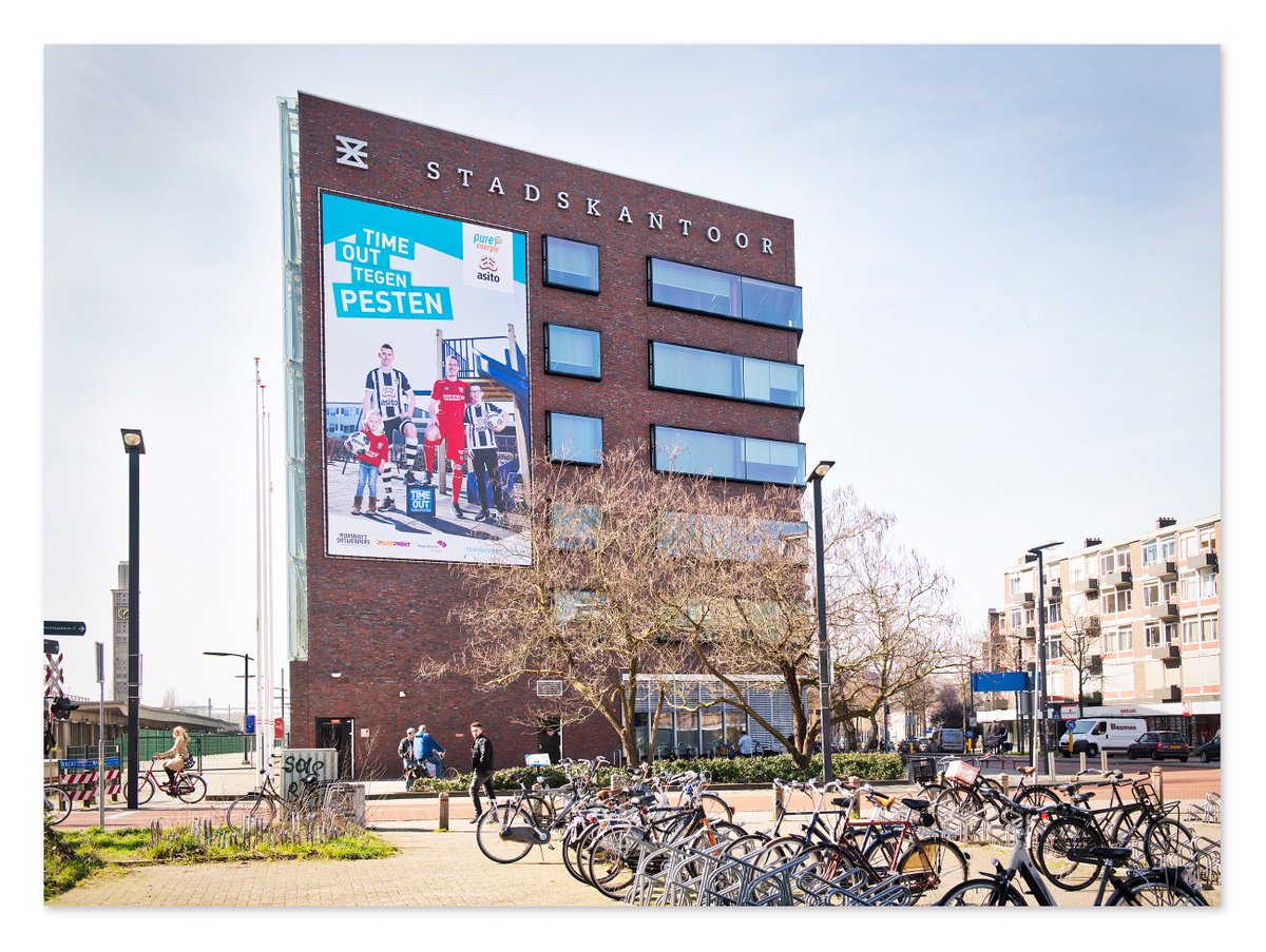 anjaveurink's tweet photo. Time Out Tegen Pesten vanaf 22.3 op #stadskantoorenschede @Gem_Enschede #canisius @PureEnergieNL  #asitobv @fctwente @HeraclesAlmelo @Morskieftontw @MondiceReclame @motivatiephd @WoutBrama_ #timbreukers @ernie308 #timeouttegenpesten https://t.co/3jHQUrwgpw 👊🍀 https://t.co/JKi5fKIwEE