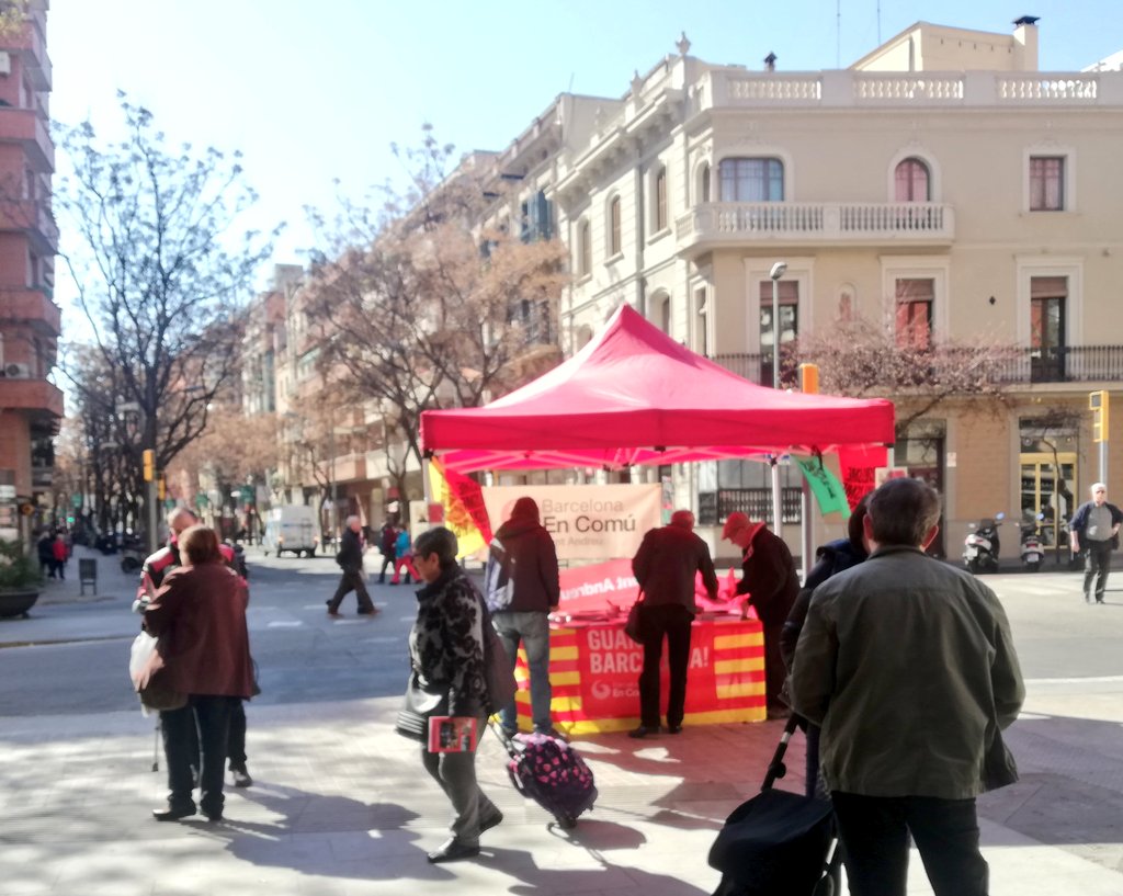 JoseLuisSTAP's tweet photo. @bcnencomu a #SantAndreu de #Palomar rendint comptes de 4 anys de feina demostrant que hi ha alternativa i que si que és pot. https://t.co/Wp4YSNscy7