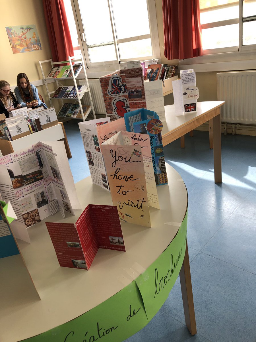 3emedias's tweet photo. Présentation des clubs au CDI.
#POpablo https://t.co/BzDPrEcayG
