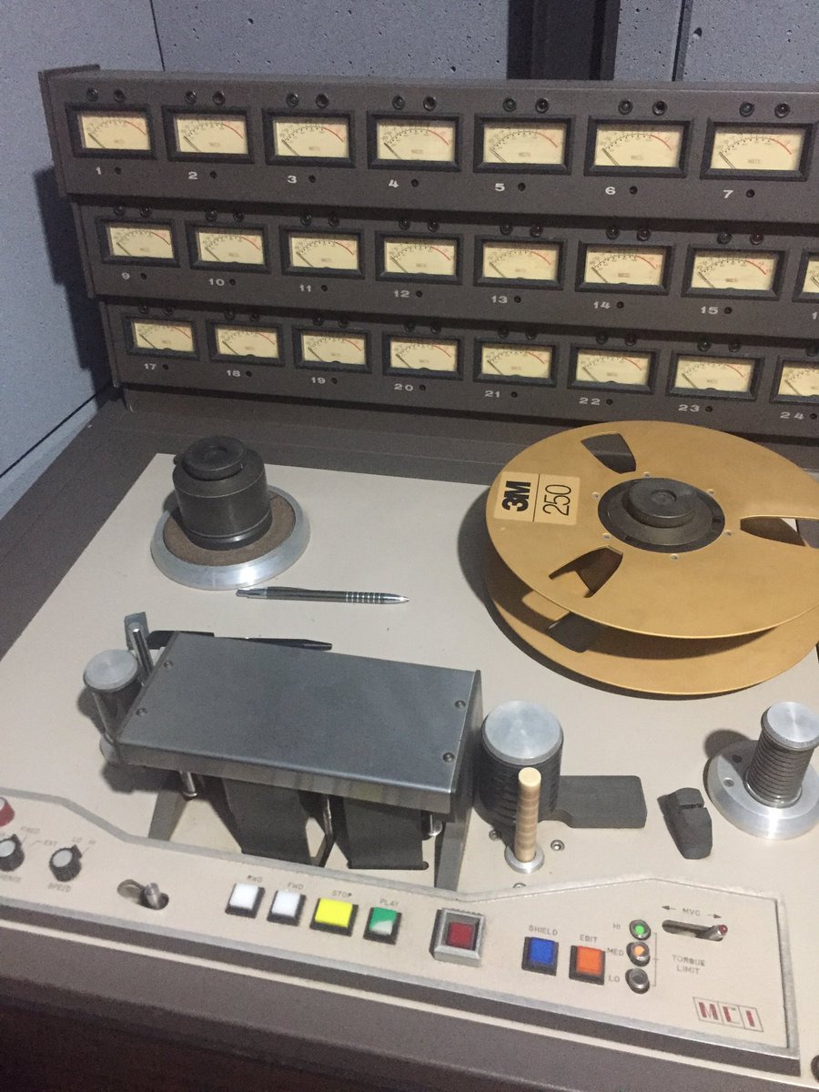 michaeldacosta's tweet photo. Fábrica do Futuro hub in Porto Alegre, Brazil can certainly see the wood for the trees, artistically and technically!! Meanwhile, upstairs in the many Recording studios and film stages, the team pays homage to the ‘Factory of the Past’! #ArtTechFestival #Analogue #Music #SoldOut https://t.co/7cm9aJu4JY