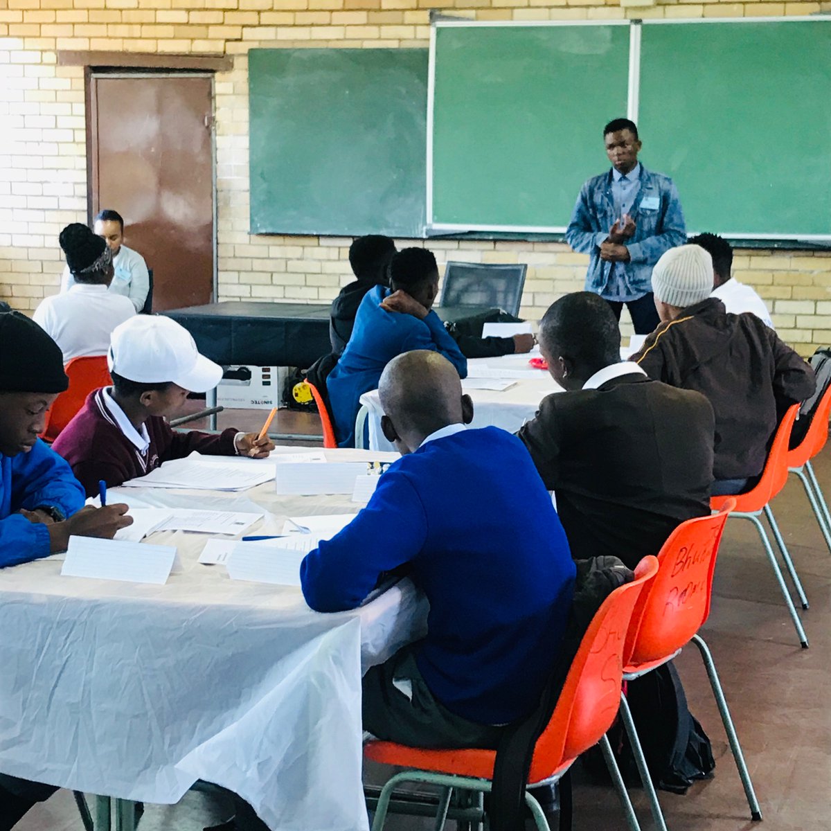BPSF1's tweet photo. Today we’re in Soweto hosting a career day for some bright matriculants! Career planning, goal setting and guidance are the order of the day #empoweringtheyouth #careerday #mentorship #growth #BPSF #TheChosen https://t.co/mACHx0Wey1
