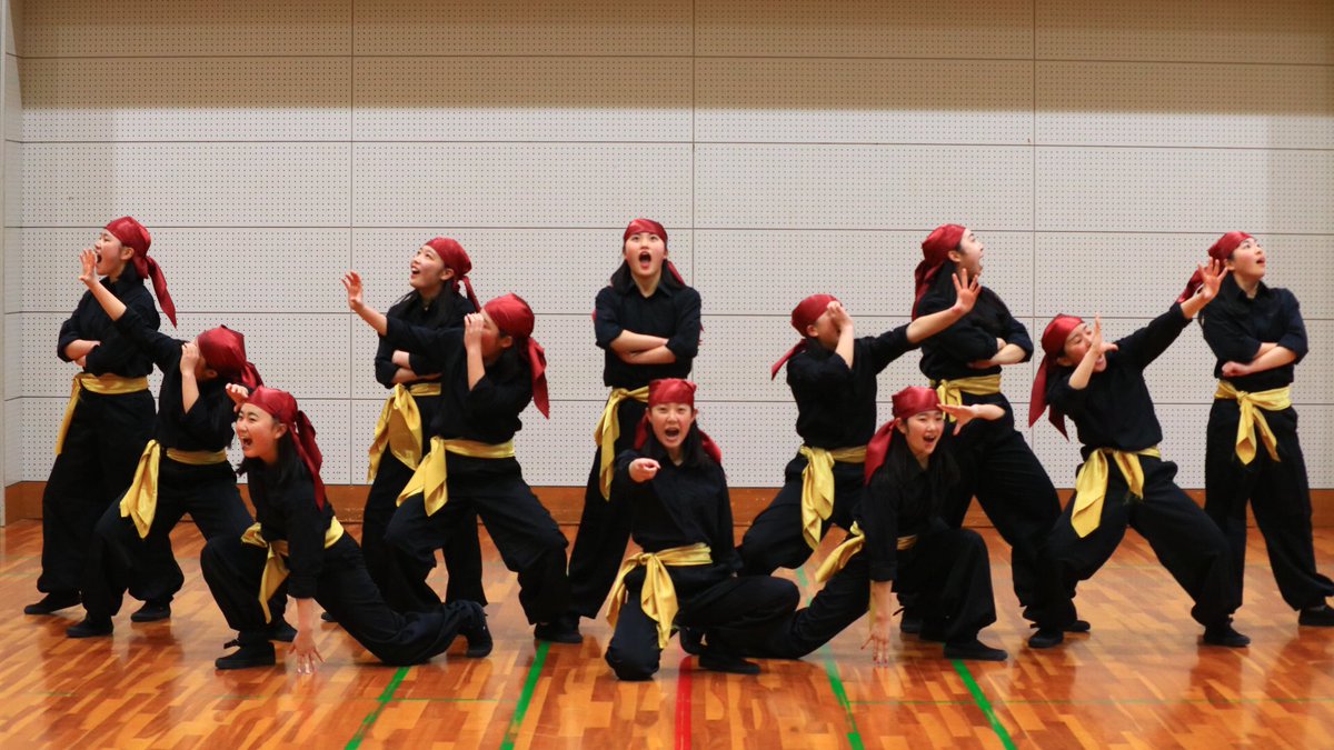 toppy_tondasns's tweet photo. 【富田林テレビ3月号(3/27)出演者紹介】
富田林高校ダンス部（@TDC_72nd @tonko73tdc ）の皆さん✨❗️富田林高校でロケ収録したよっ❗️キレッキレのダンス動画もあるよっ🎶4月28日はみんなですばるホールに行こうねっ🌸

↓とんテレ視聴専用URL↓
https://t.co/w1cQPdmGac

#富田林 #とっぴー #ダンス部 https://t.co/Xjpz0YEwU1