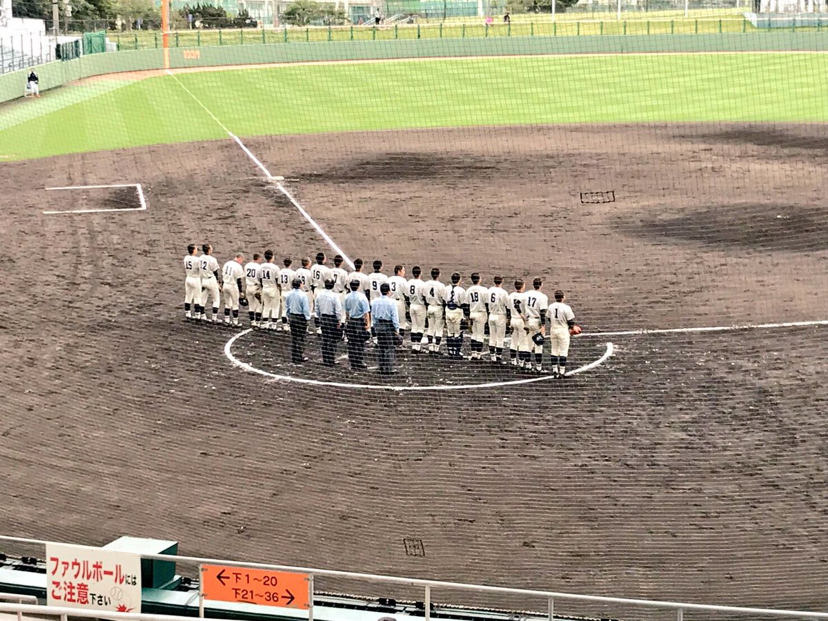 NEW40624995's tweet photo. 春季大会1回戦🌸
 VS浦添工業
4-2で無事初戦突破しました👏🏼✨

序盤は、思うように自分達のバッティングが出来ず苦戦しましたが、後半は流れに乗り逆転することが出来てよかったです！
また課題も見つかったので改善していきたいです👍

そして、応援してくれた方々本当にありがとうございました！ https://t.co/Ha3BfKKosI