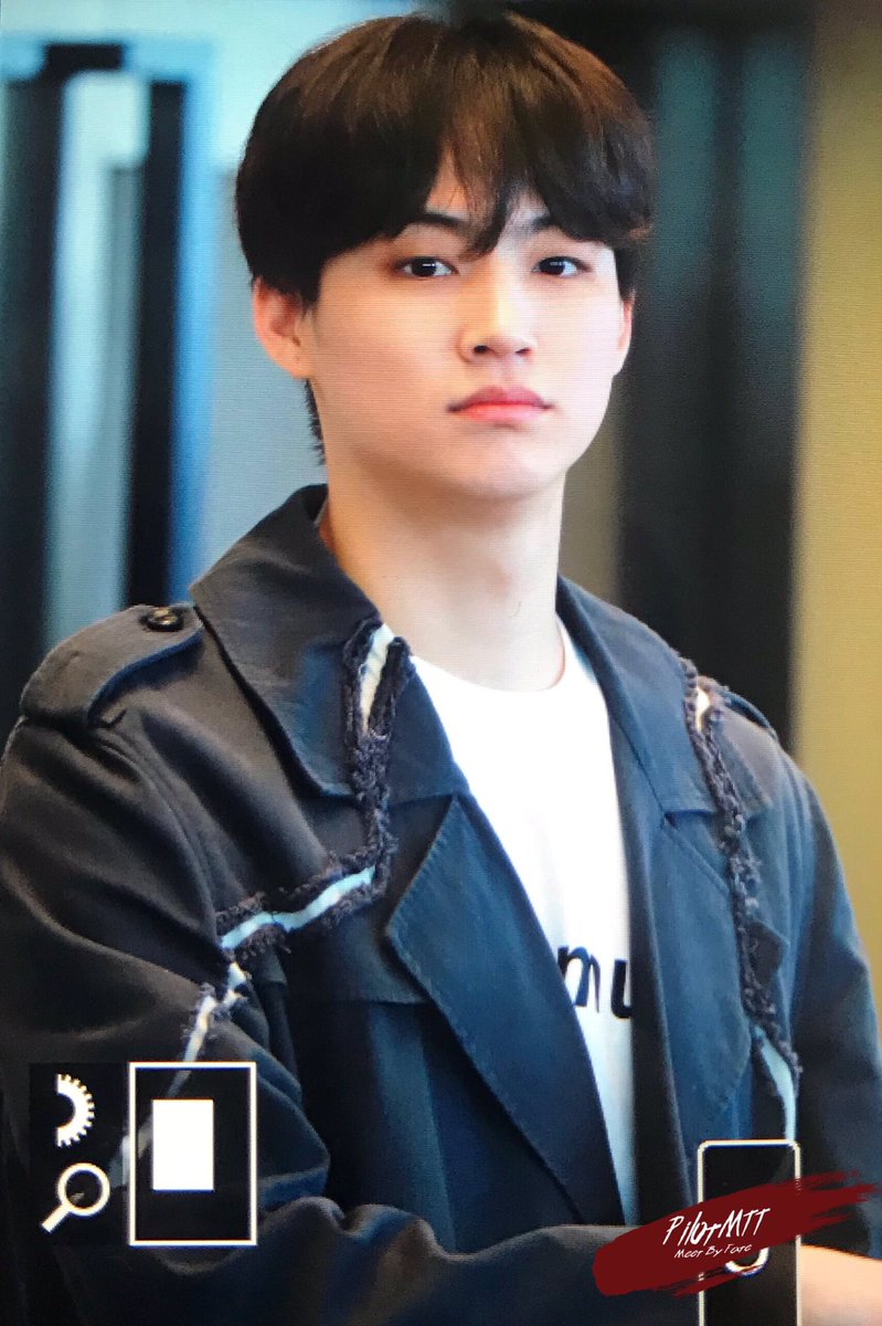 🐝-제일 만 연 tweet media
