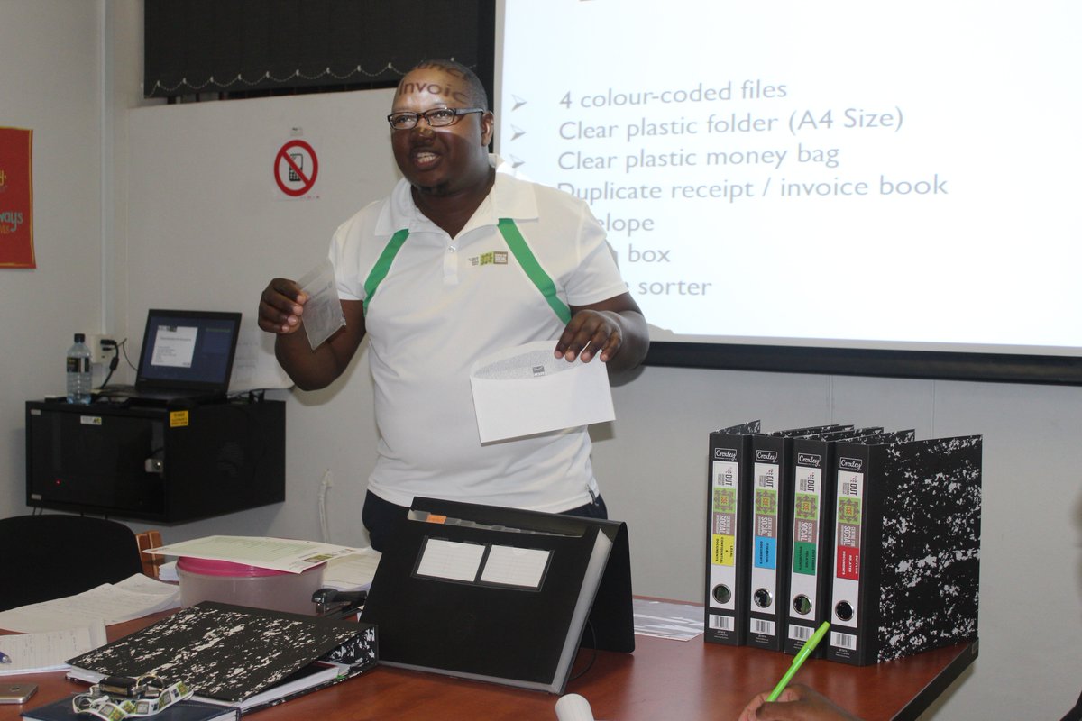 CSE_DBN's tweet photo. "Failing to plan is planning to fail" says Mr Solomon Nyamurima emphasizing the importance of managing business paper work to our entrepreneurs.
#Day4of5 #SupplierDevelopmentProgramme #EverySmallBusinessCounts #Entrepreneurship https://t.co/1mVeLRhtMm