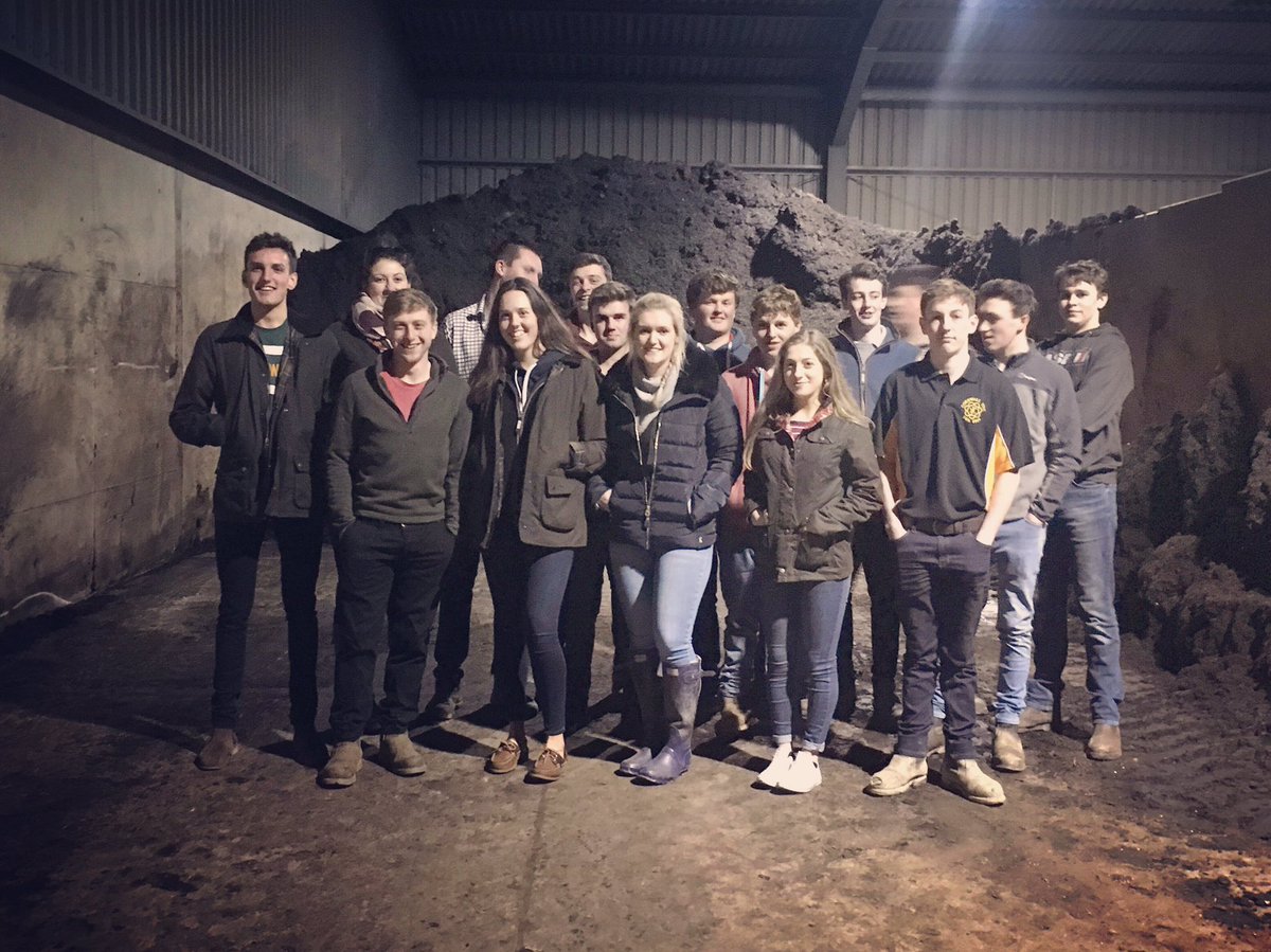 We were very lucky to visit The Green Waste Company last night where we had a tour and an in depth explanation of the products and processes involved at one of their premises. It was great to see how successful farm diversification can be! ♻️♻️#farmdiversification #yfcfridays