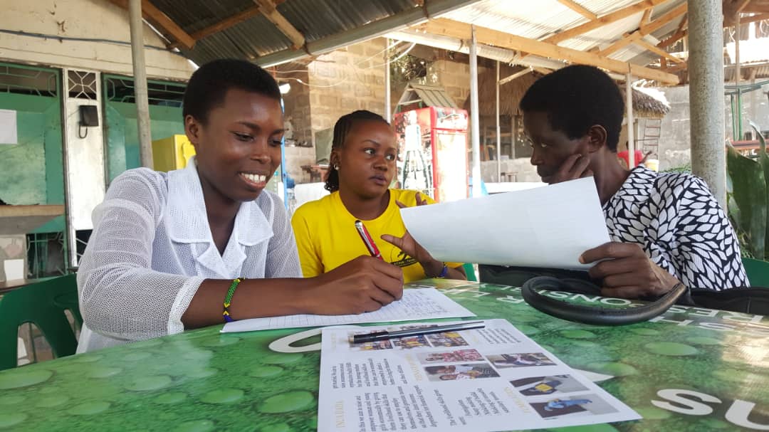 Youth4Developm1's tweet photo. #WanawakeNaUtawala 
#MwanamkeNaUongozi
 Majadiliano juu ya ushiriki na ushirikishwaji wa Wanawake katika Utawala Bora.! 
@EcawTanzania @empathy_vision @rosemmbaga @RaleighSociety_ @Mema_Tanzania https://t.co/HrmfK3MLvf