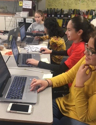 mrodz308's tweet image. These are the game changers. The Ss who come back, stay behind, &amp;amp; continue learning. They are 21st Century learners, #HourofBlog bloggersꟷusing #Kidblog to find their voice. 

We are #Bloggers. #Thinkers. #Writers. 

#21stCenturySkills #KidBlogTeacher #StudentVoice