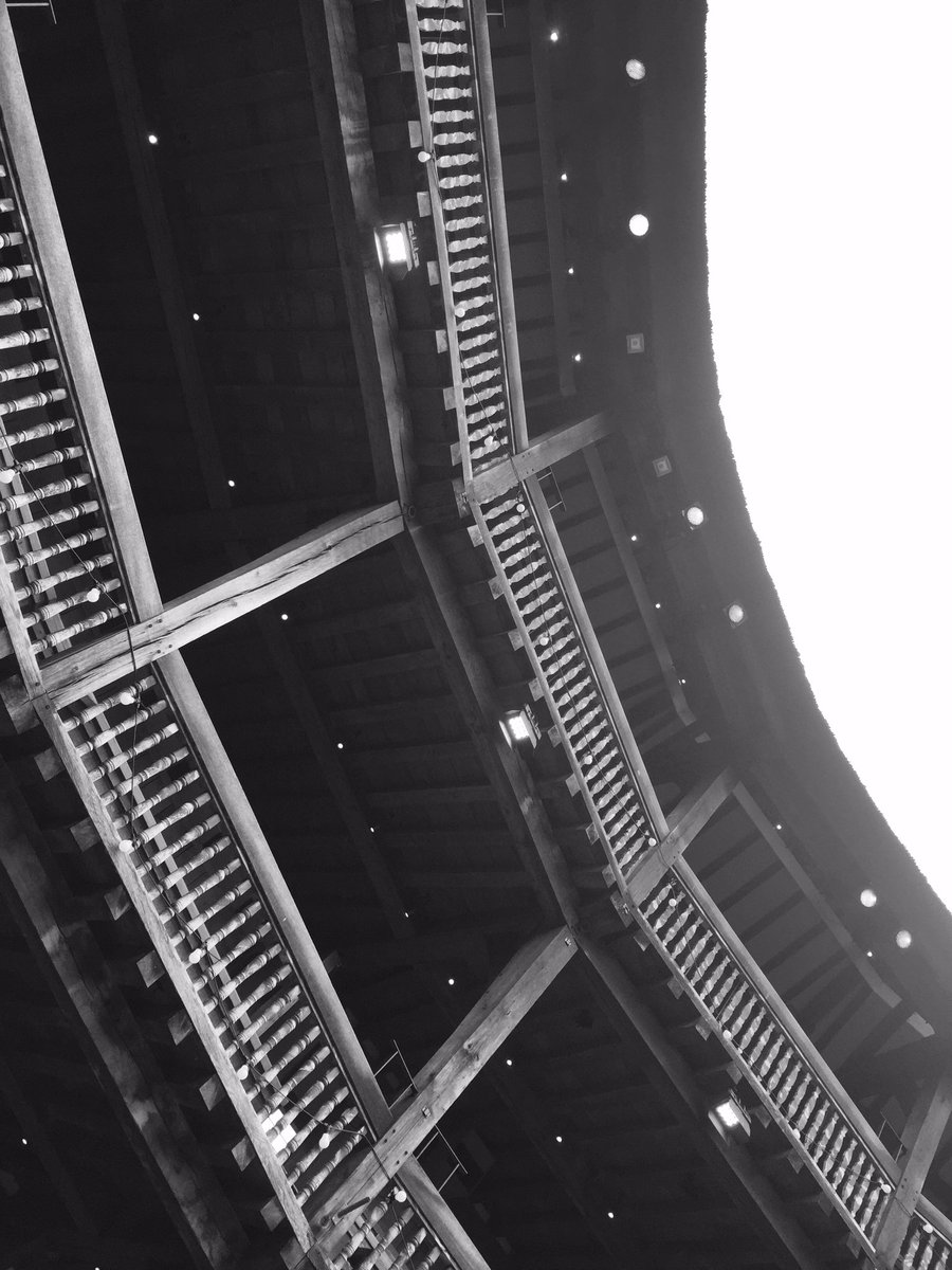 FulneckSchool's tweet photo. All the world’s a stage! @theglobe #shakespeare #learning #studyadventure #London https://t.co/xn71gNByln