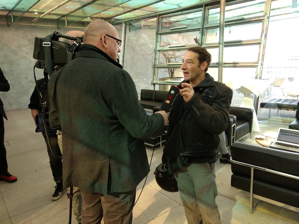 MVFP_Presse's tweet photo. #CopyrightDirective stärkt Medienvielfalt, stoppt Ausbeutung der Medienschaffenden. Gegner des Rechts setzen sich, möglicherweise unbewusst, gegen professionell finanzierte Kultur- und Medienvielfalt ein. #yes2copyright #YES2Creativity #vote4culture
#BorisAljinovic #MickiMeuser https://t.co/lBgs0vaMEL