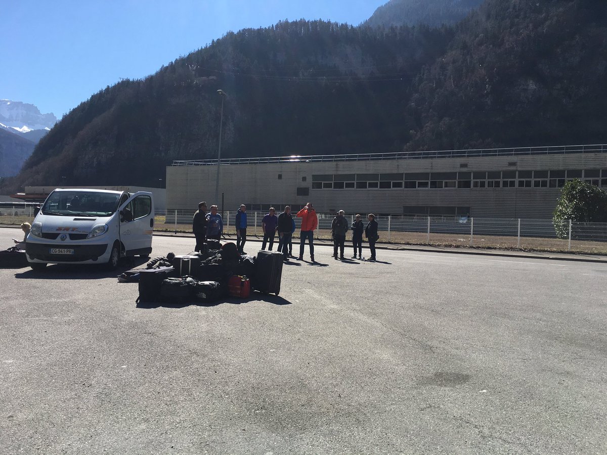 Ancaster House tweet media