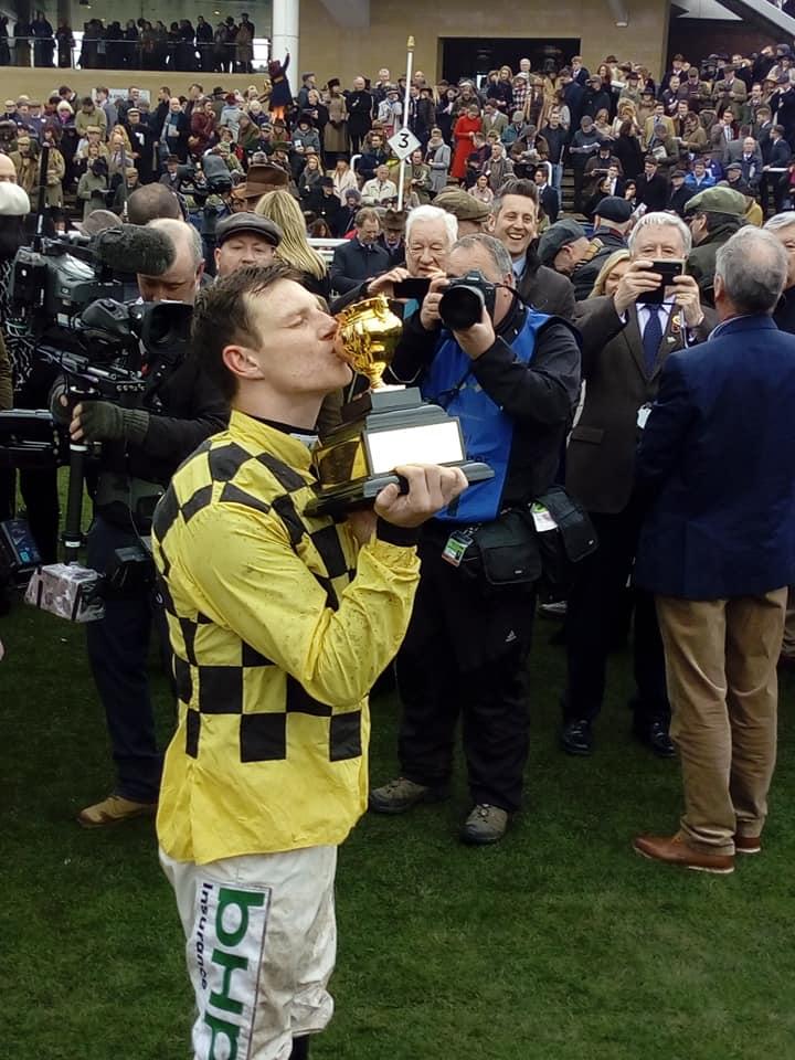 JoeSeward1's tweet photo. The Year is flying sadly today  the last @Thurles Meeting of the NH Season Ironically we started the season with a renewal of flat racing @thurlesraces .Remember @CheltenhamRaces Gold Cup🏆winner #ALBoomPhoto won his Maiden Hurdle @thurlesraces 19th Jan 2017 @Ruby_Walsh 
#Thurles https://t.co/FWFg6TWOvK