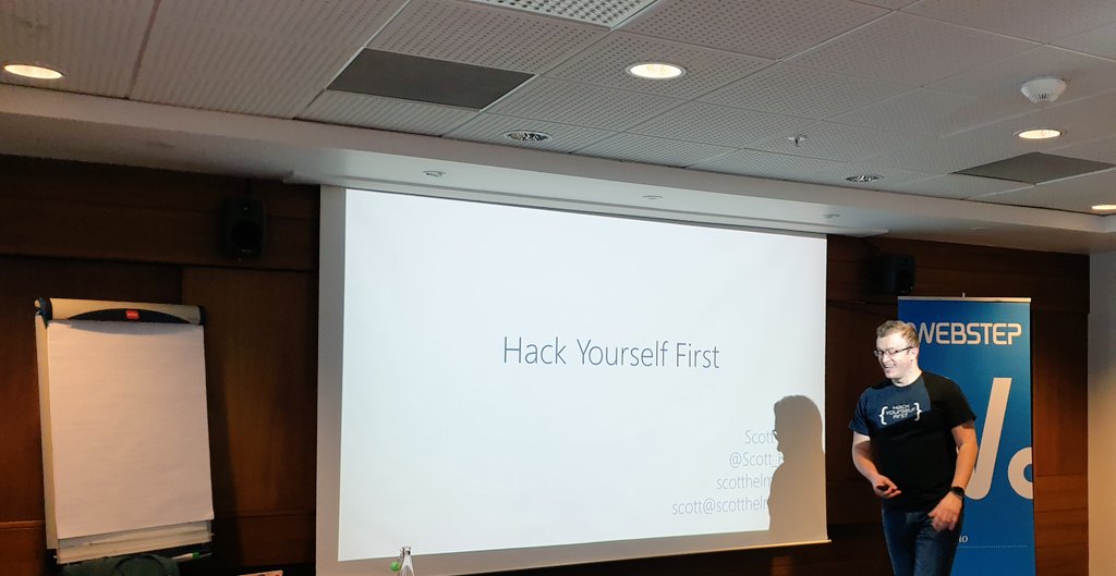 assbear's tweet image. @webstep finpusser hacking skillz med @Scott_Helme. #webstep