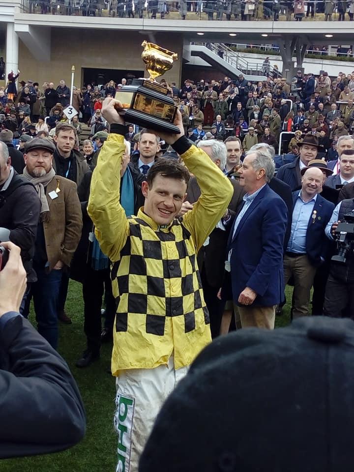 JoeSeward1's tweet photo. The Year is flying sadly today  the last @Thurles Meeting of the NH Season Ironically we started the season with a renewal of flat racing @thurlesraces .Remember @CheltenhamRaces Gold Cup🏆winner #ALBoomPhoto won his Maiden Hurdle @thurlesraces 19th Jan 2017 @Ruby_Walsh 
#Thurles https://t.co/FWFg6TWOvK