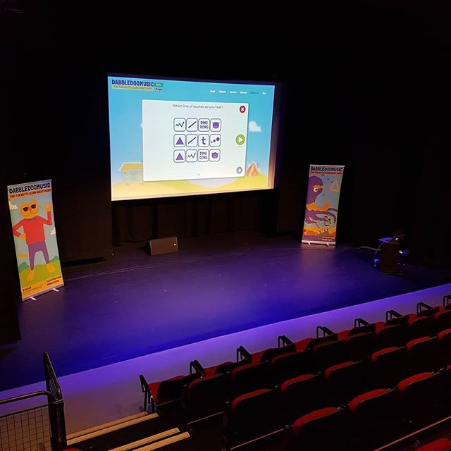 dabbledooarts's tweet image. All set for today's workshops in @riverbankartscentreie, first workshop at 10.30, next one at 12 noon!

#workshop #springtour2019 #wheredidileavemytea ift.tt/2OjiLgN