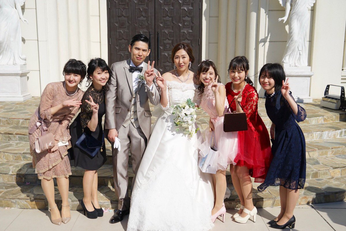 モリワキユイ on X: りこ先生の結婚式に行ってきました💒 りこ先生めっっちゃ綺麗だった👰✨ 幸せな気持ちもらいました💓 末長くお幸せに❤️  t.coO3cVLweQR6  X