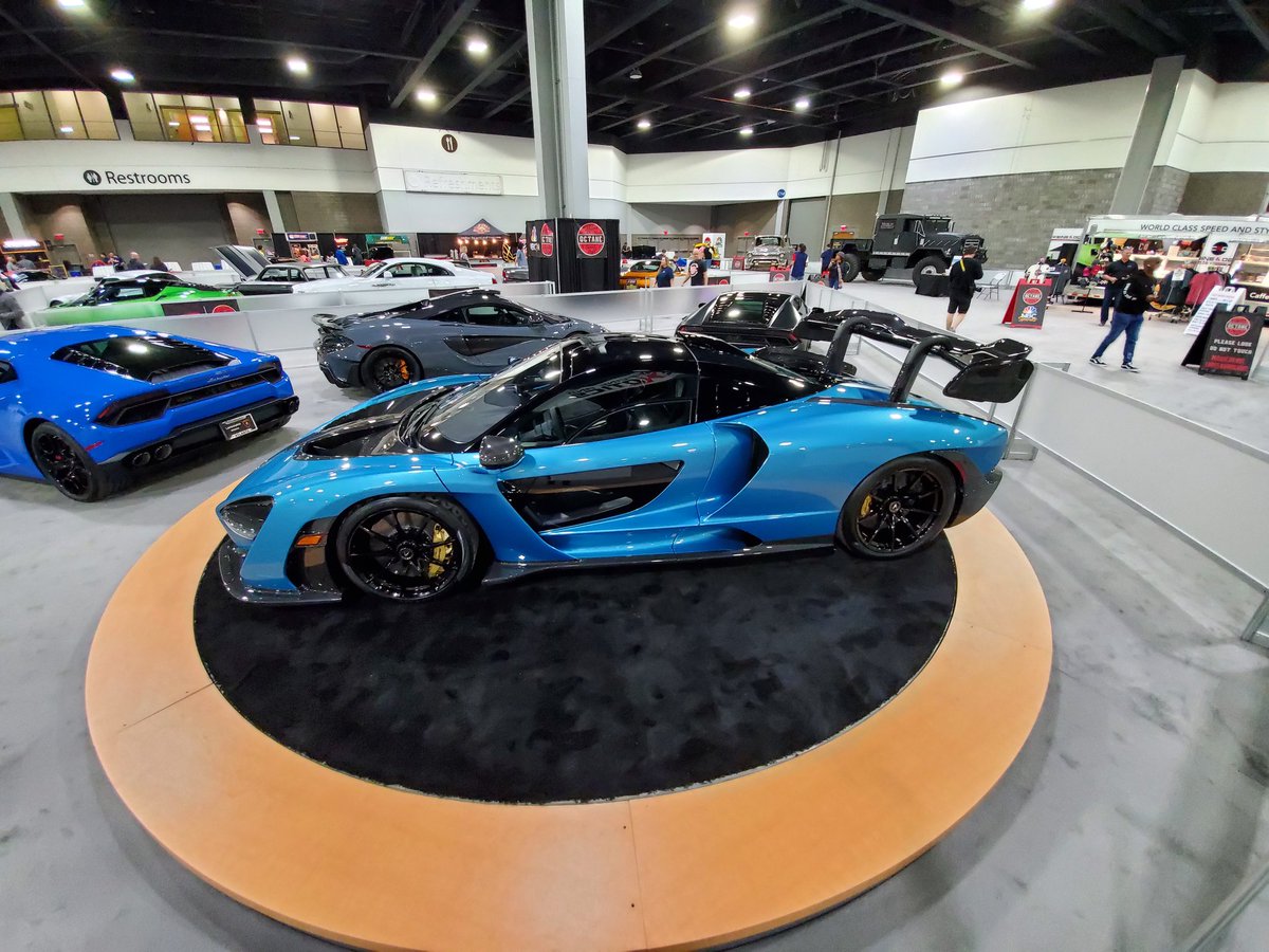 Dre01SS's tweet photo. @McLarenAuto you did the @ayrtonsenna name right with this engineering marvel #McLarenSenna #aias19 #hypercar https://t.co/wda8ENVfP8