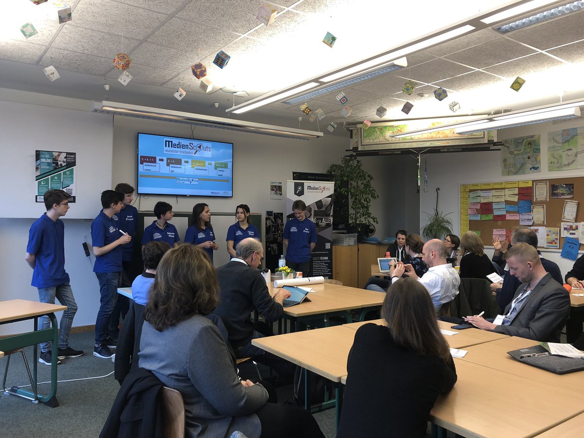 Hendrik Roßmann tweet media