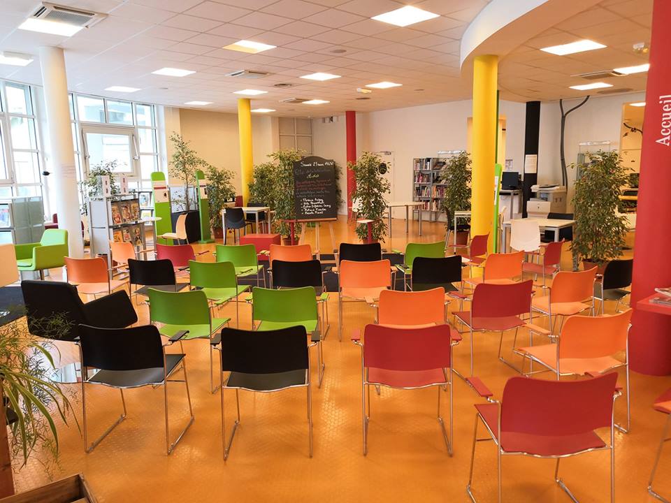 MedBorisVian's tweet photo. #TremblayEnFrance #FestivalLittératureAdo 
C'est cette après midi avec les auteurs: #NilsBarrellon #JulienDufresneLamy #FlorenceAubry #PascaleMaret #RolandFuentes  en présence des élèves du collègue #RomainRolland et du lycée #LéonarddeVinci https://t.co/pm0tXyVyMX