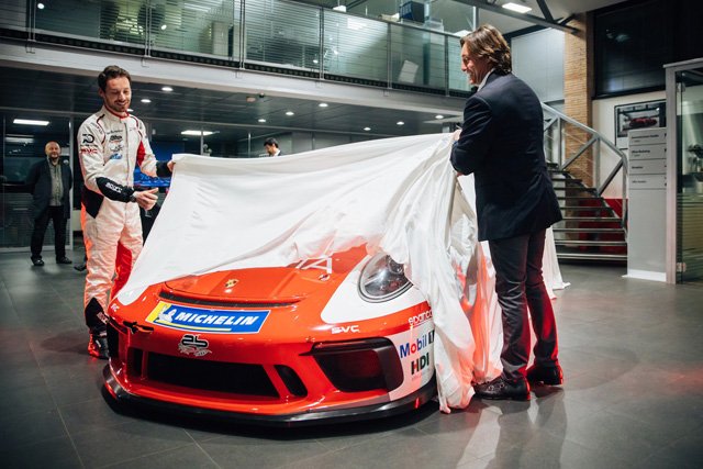 mattiperlecors1's tweet photo. Presentato a Roma il 2019 di AB Racing nella Porsche Carrera Cup Italia
https://t.co/nw7yJvl2eV
#mattiperlecorse #motori #abracing #porschecarreracupitalia #automobilismo #driver #race #motorsport #auto #porschecarrecacup https://t.co/g3558SQ3Bn