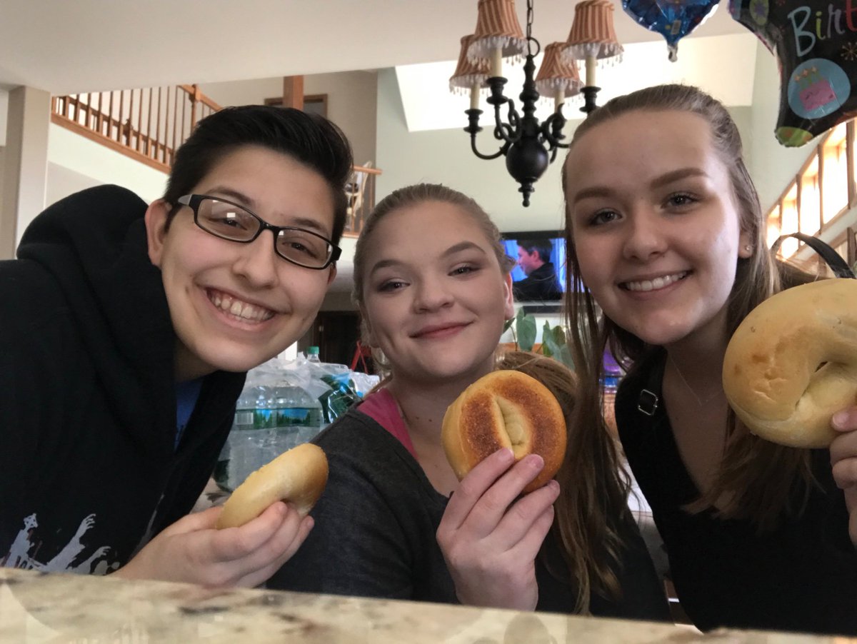 6thInfantry's tweet photo. had so fun shooting today #dkbagels #dklive #filming https://t.co/DljymtRbXo