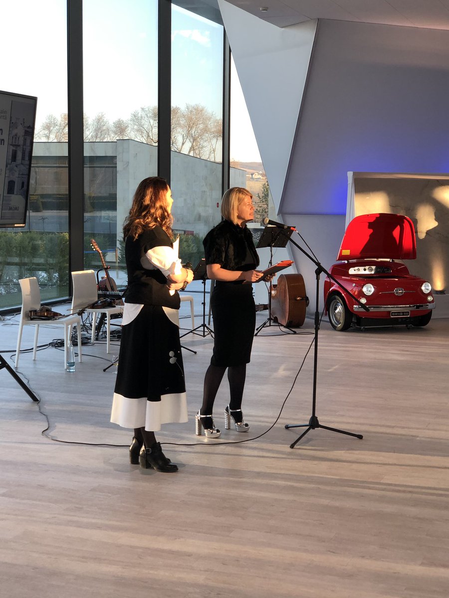 ItalyinMDA's tweet photo. #ItalianDesignDay2019 in Moldova con lo stile italiano apprezzato in tutto il mondo! https://t.co/DxIiWWc7M2