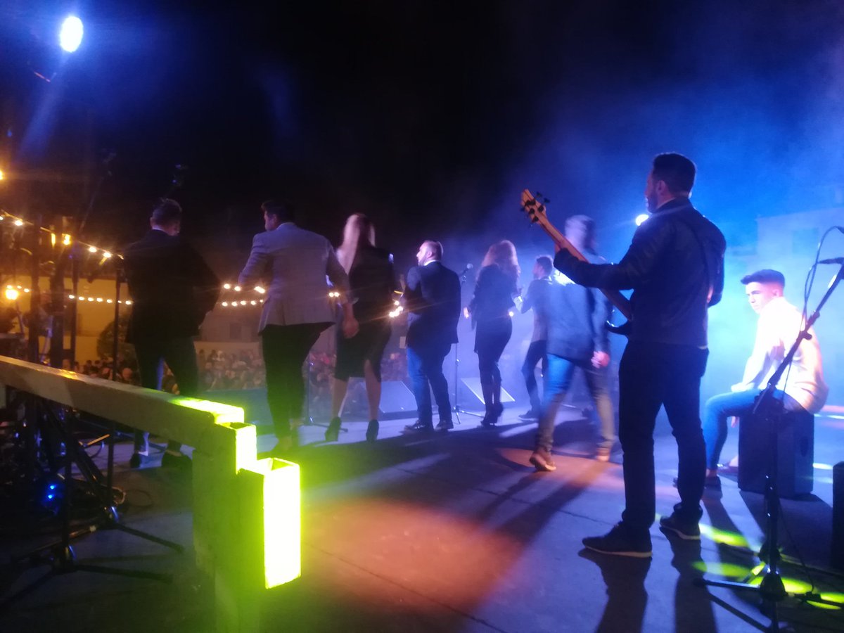 ¡La Gala Primavera Radiolé fue un éxito! Gracias🙏 a <a href="/Radiole_oficial/">Radiolé</a> y a todos los artistazos que nos regalaron una noche mágica. #rayareal #lassoles #manutenorio #bordon4 #somosdelsur #molina #cristianguerrero #entremares #yerairebujitos #elkoala #djkokodrilo