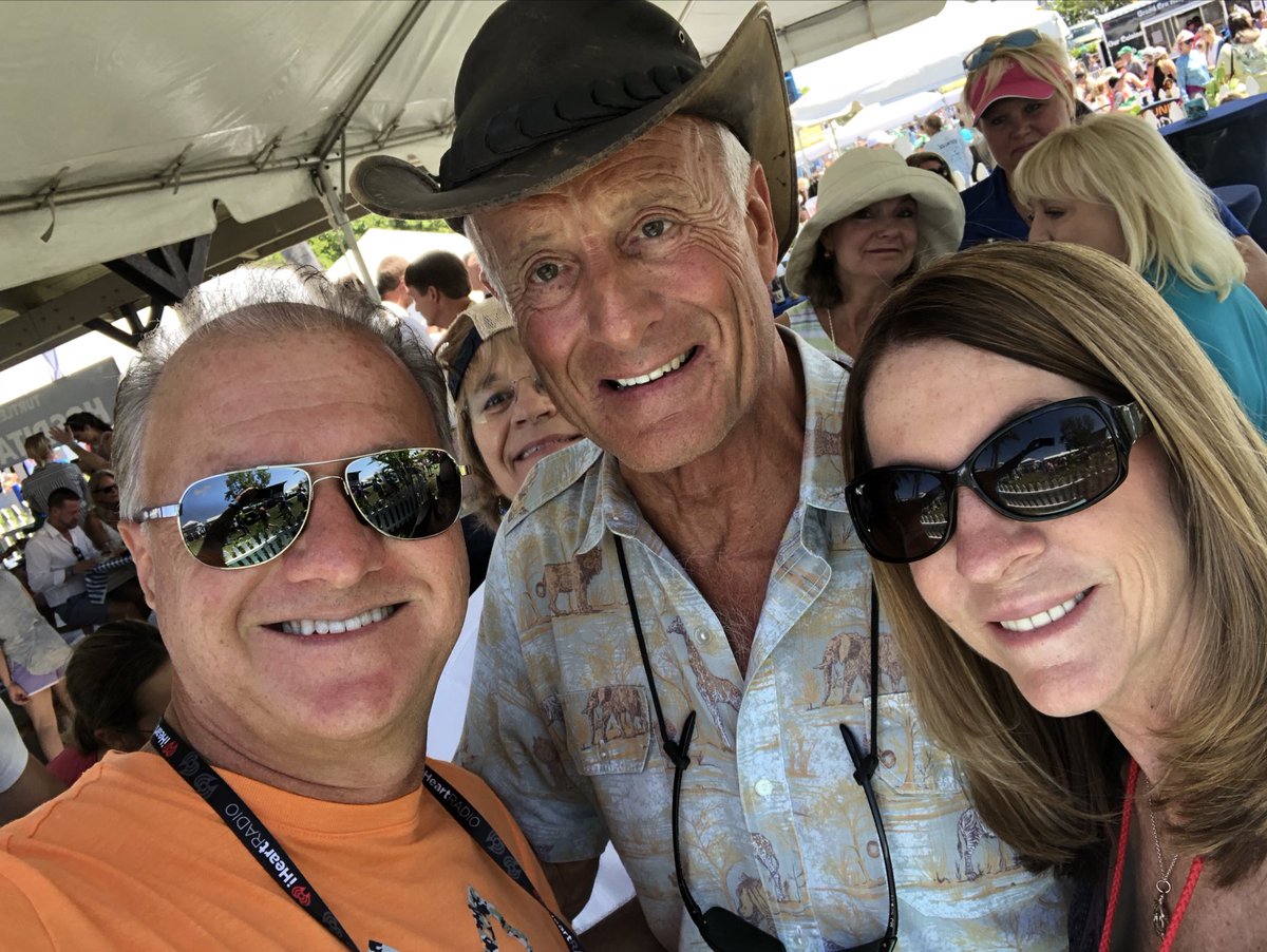 MoAndSallyShow's tweet photo. Look who showed up at #TurtleFest2019 @JungleJackHanna @1055online https://t.co/5dMq67ZnkW
