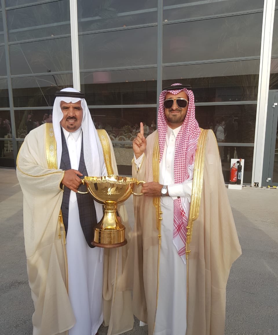 راعي المية وراعي الخمسين 🥇🥇🏆

- عمير بن فهد بن شنار آل روق وضح 100
- محمد بن فهاد بن جخدب آل سعد صفر 50

#مهرجان_الملك_عبدالعزيز_للابل