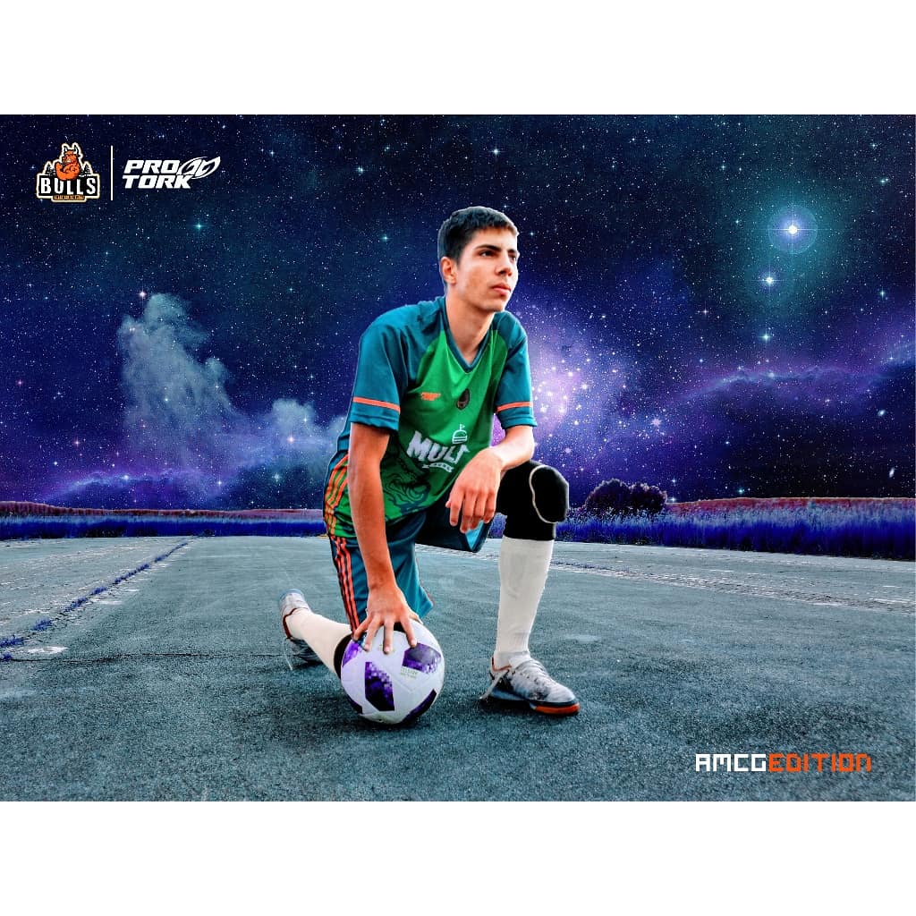 BArapoti's tweet photo. 🌌Um time de galáticos merece um uniforme a altura! 

🌌Lançamento oficial uniforme 3 - AMCG Edition. 

🌌Agradecemos a @protork_oficial
pela qualidade dos uniformes a nós fornecidos!

#bulls #futsal #arapoti #amcg https://t.co/t6rer0YVr2