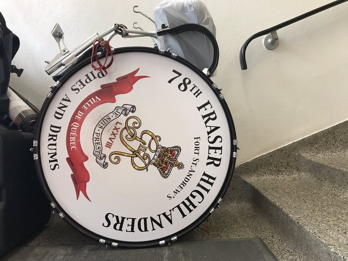 cbcjulia's tweet photo. The 78th Fraser Highlanders are the only marching band from Quebec City in the @stpatrick_qc . They’ve also traveled to New York City’s parade! #cbcquebec https://t.co/Y57uh17vMW