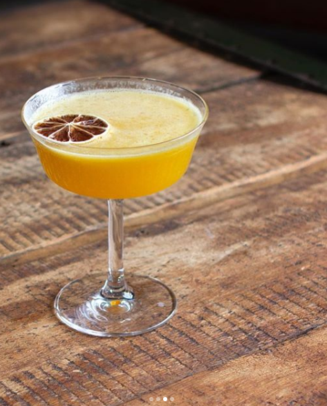 LygonCotswolds's tweet image. Join us next week at our Spring Cocktail master class full of fresh flavors and classic styles, Thursday 27th March 2019. #Cocktails #CocktailMasterClass #Spring @BroadwayUK 
Book today... lygonarmshotel.co.uk/must-see/sprin…