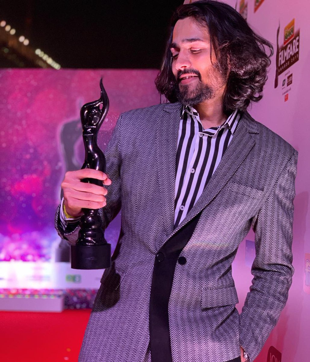 My first Filmfare Award.
Thank you BB Ki Vines and Thanks to everyone who voted for ‘Plus Minus’. This is OUR filmfare!♥️🖤 
#FilmfareAwards2019 #BestShortFilm #PopularChoice #PlusMinus