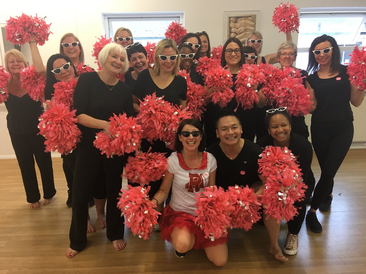 MollyCheerCo tweet media