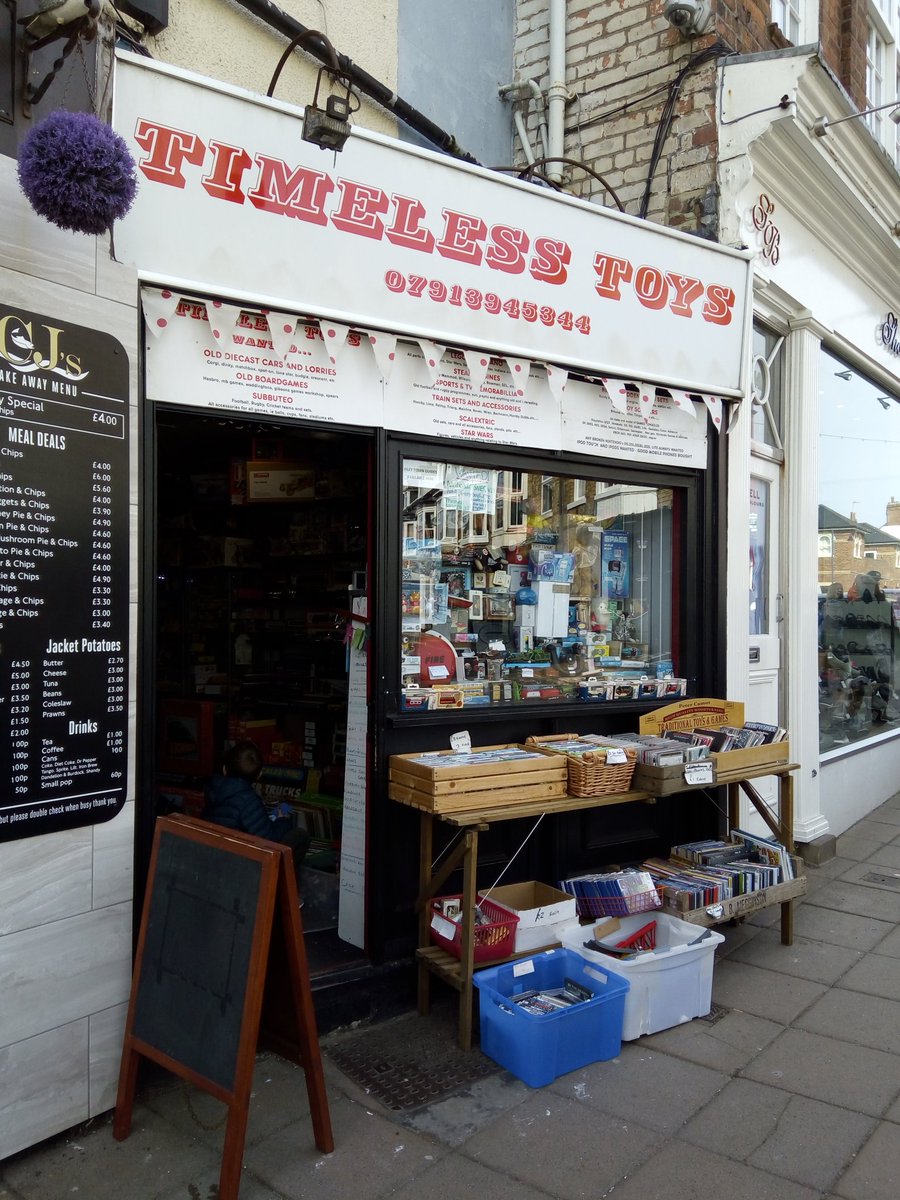FileyFlat1's tweet image. Things we love about #Filey 2. Timeless Toys and Wrays stationers  @5leysfiley