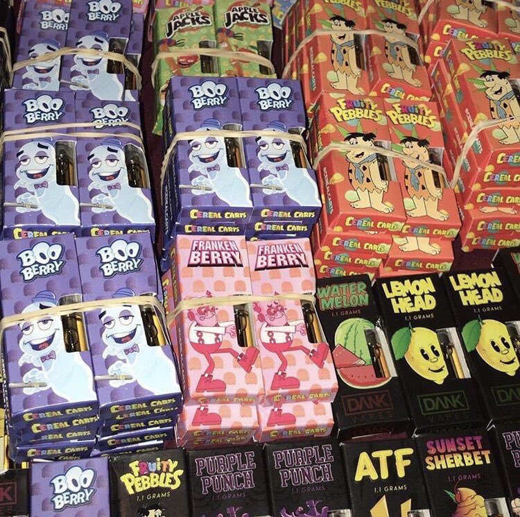 AlfaroCaesar's tweet photo. re up 💪🏽💕 tap in dms open shipping all weekend 💯 #dankvapes #dankwoods https://t.co/yKU1q4G5k5