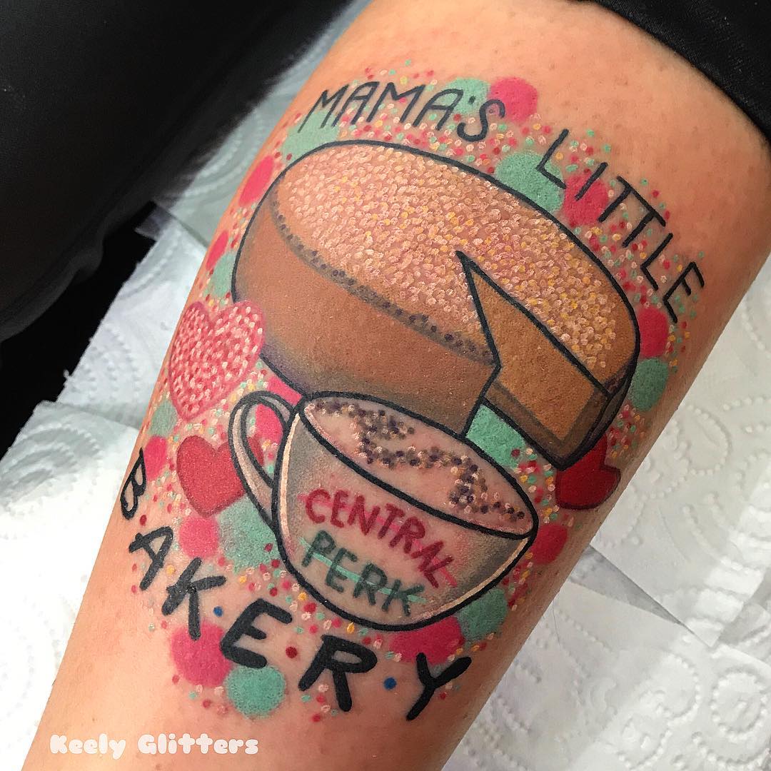 Killer Ink Tattoo na platformě X: „#Friends themed piece by Keely Rutherford from Jolie Rouge with #killerinktattoo supplies! #killerink # tattoo #tattoos #bodyart #ink #tattooartist #tattooart #mamaslittlebakery #centralperk #cheesecake https://t.co ...