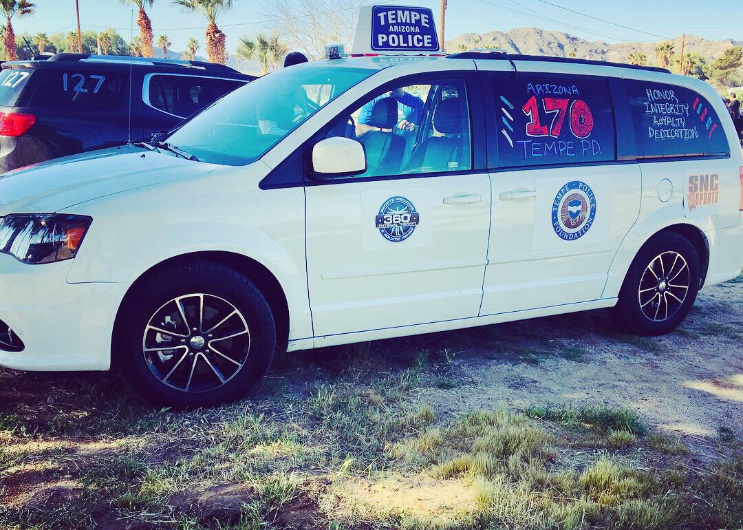 TempePDB2V's tweet photo. Our follow van is all set! Go #Team170! #tempepdb2v #B2V2019 https://t.co/TnOH1aJ5zf